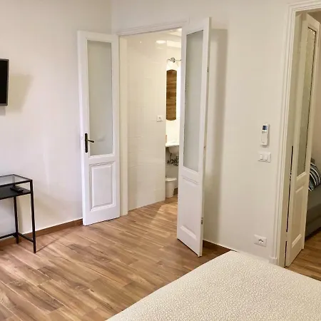 Cavallotti 21 3* ラ・スペツィア