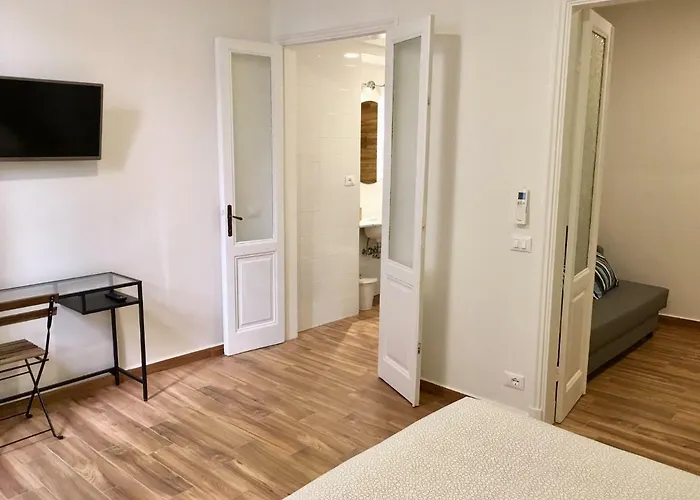 Cavallotti 21 3* La Spezia